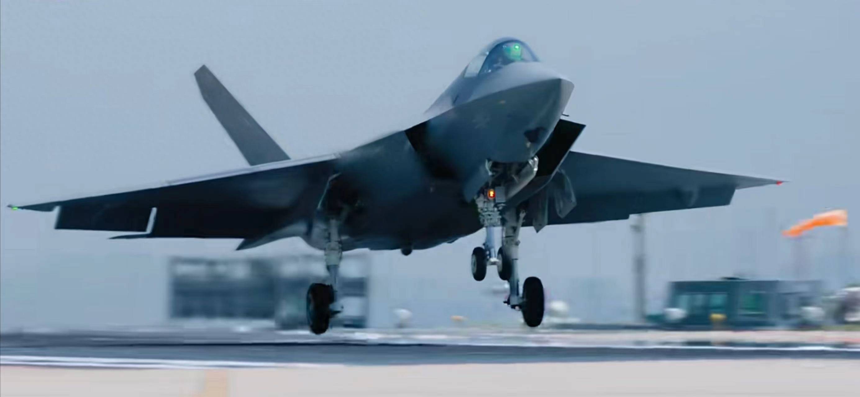 阿德莱德联(青年) vs地铁之星_见证历史性突破：歼 - 35 隐身舰载机能在辽宁舰滑跃起飞阿德莱德联(青年) vs地铁之星，航母战力实现跨越式提升